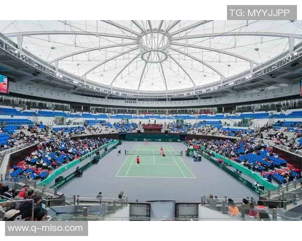 南京网球队以70分领跑冠军赛积分榜展现强劲实力和团队合作精神 南京网球队以70分领跑冠军赛积分榜展现强劲实力和团队合作精神