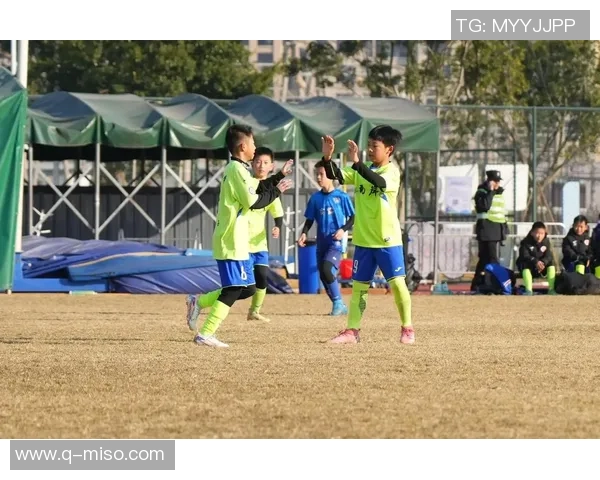 临朐冶源足球明星的成长之路与梦想追逐的精彩故事 临朐冶源足球明星的成长之路与梦想追逐的精彩故事